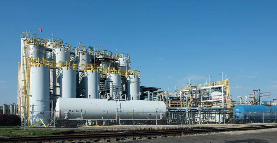 Hybrid Managed Services Stabilizes ERP and Corporate Applications for a Leading Middle East Petrochemicals Company